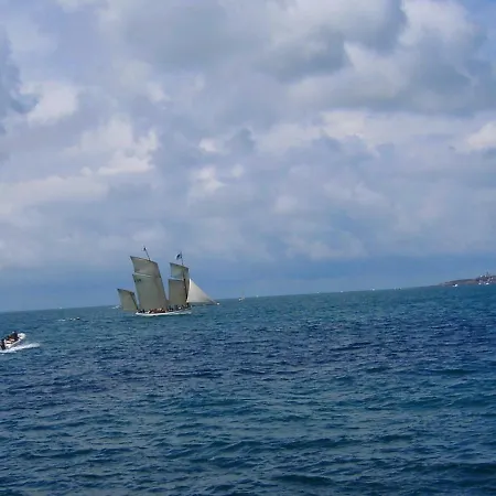 L'escale Granvillaise Apartamento *